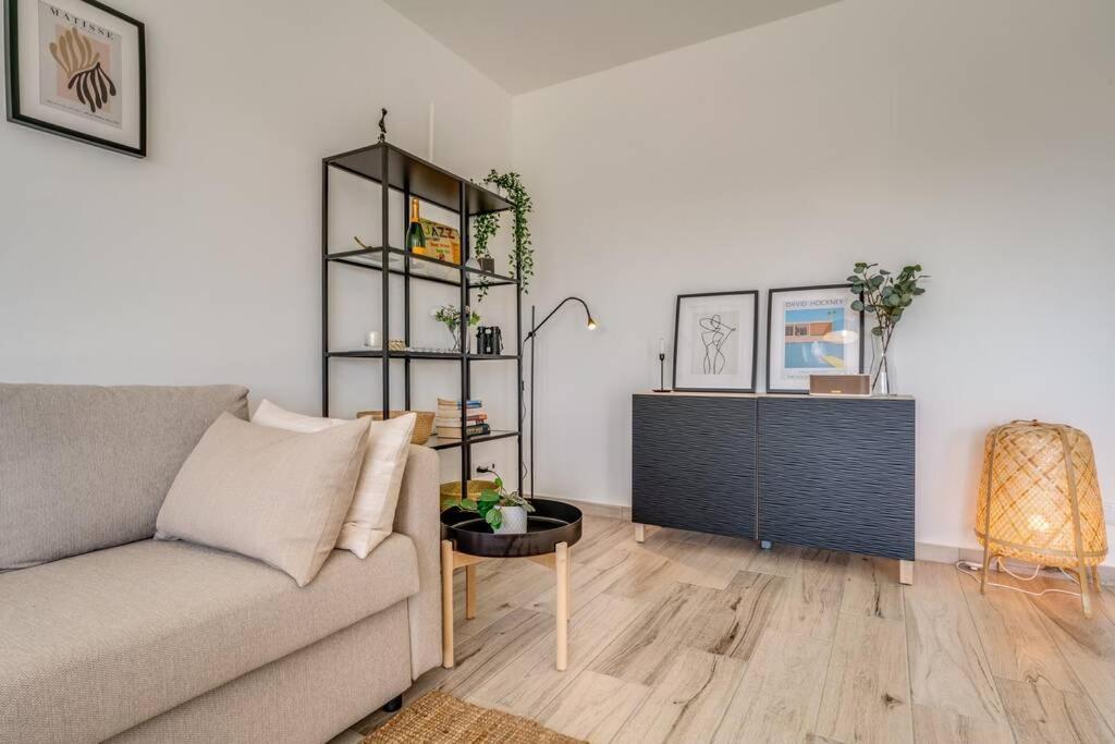 Happiness Apartment - 2Bedroom Apt In Алжезур Екстериор снимка