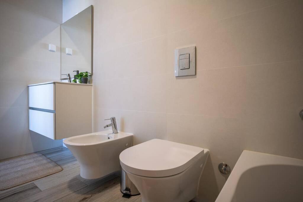 Happiness Apartment - 2Bedroom Apt In Алжезур Екстериор снимка