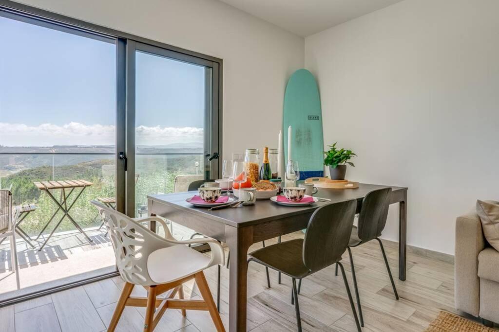 Happiness Apartment - 2Bedroom Apt In Алжезур Екстериор снимка